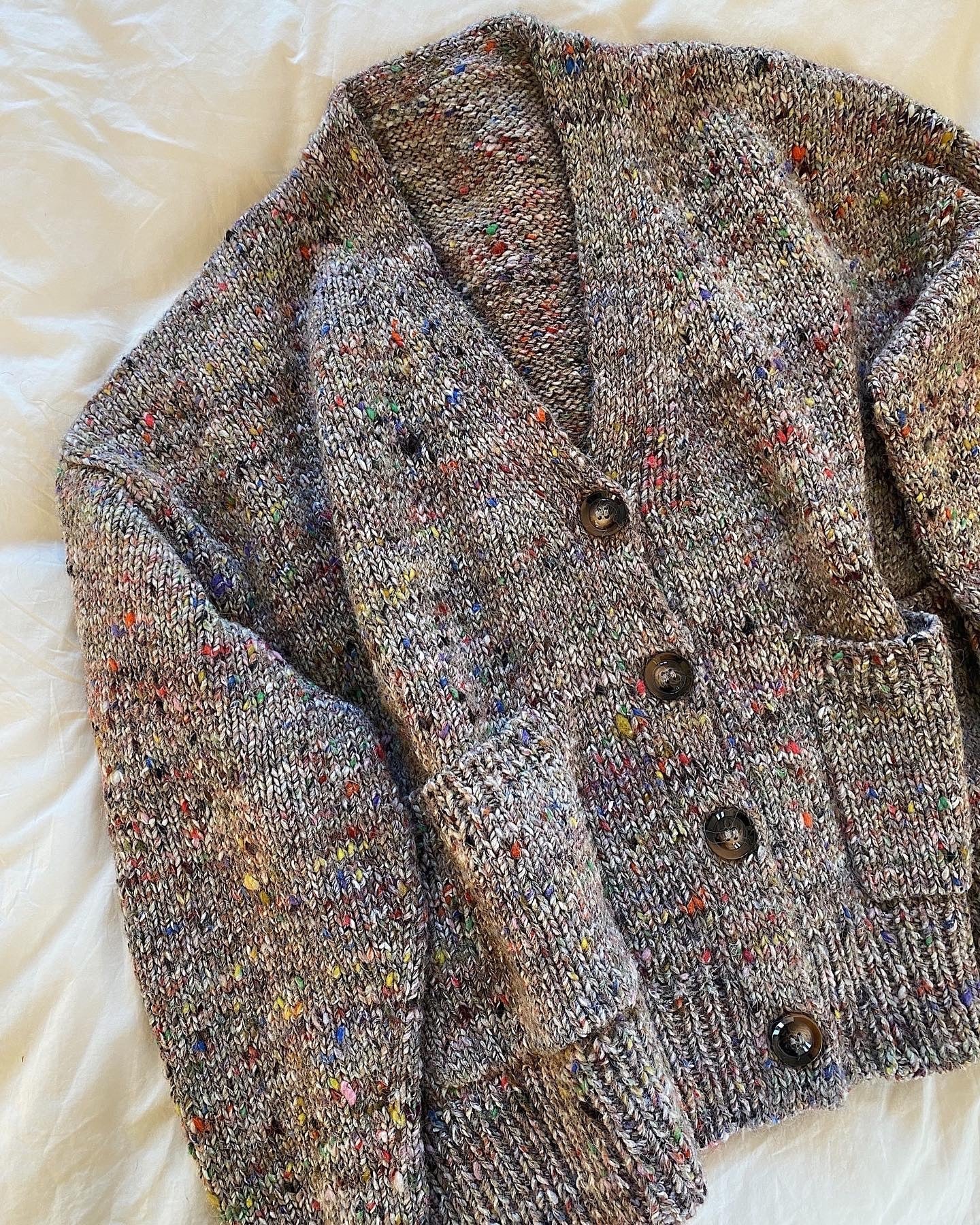 Strickpaket Cardigan No. 8 von My Favourite Things Knitwear aus Aran Tweed & Silk Mohair